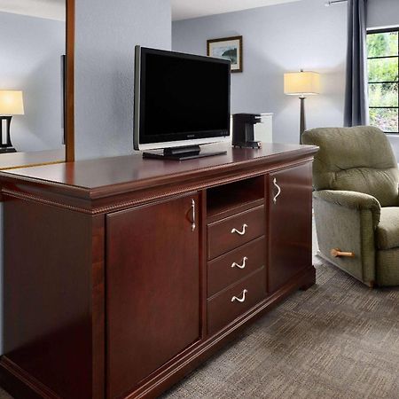 Days Inn By Wyndham Iron Mountain Luaran gambar