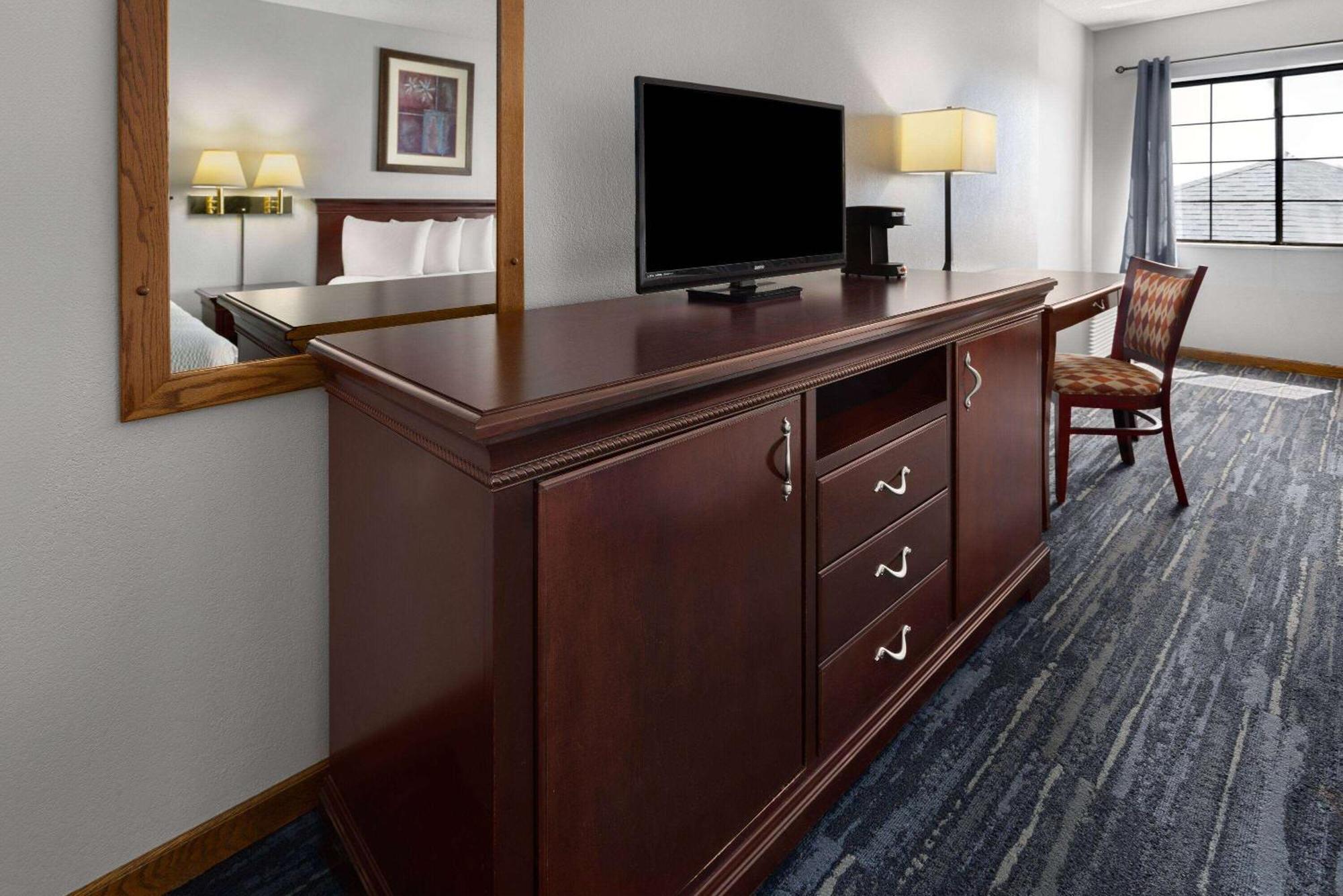 Days Inn By Wyndham Iron Mountain Luaran gambar