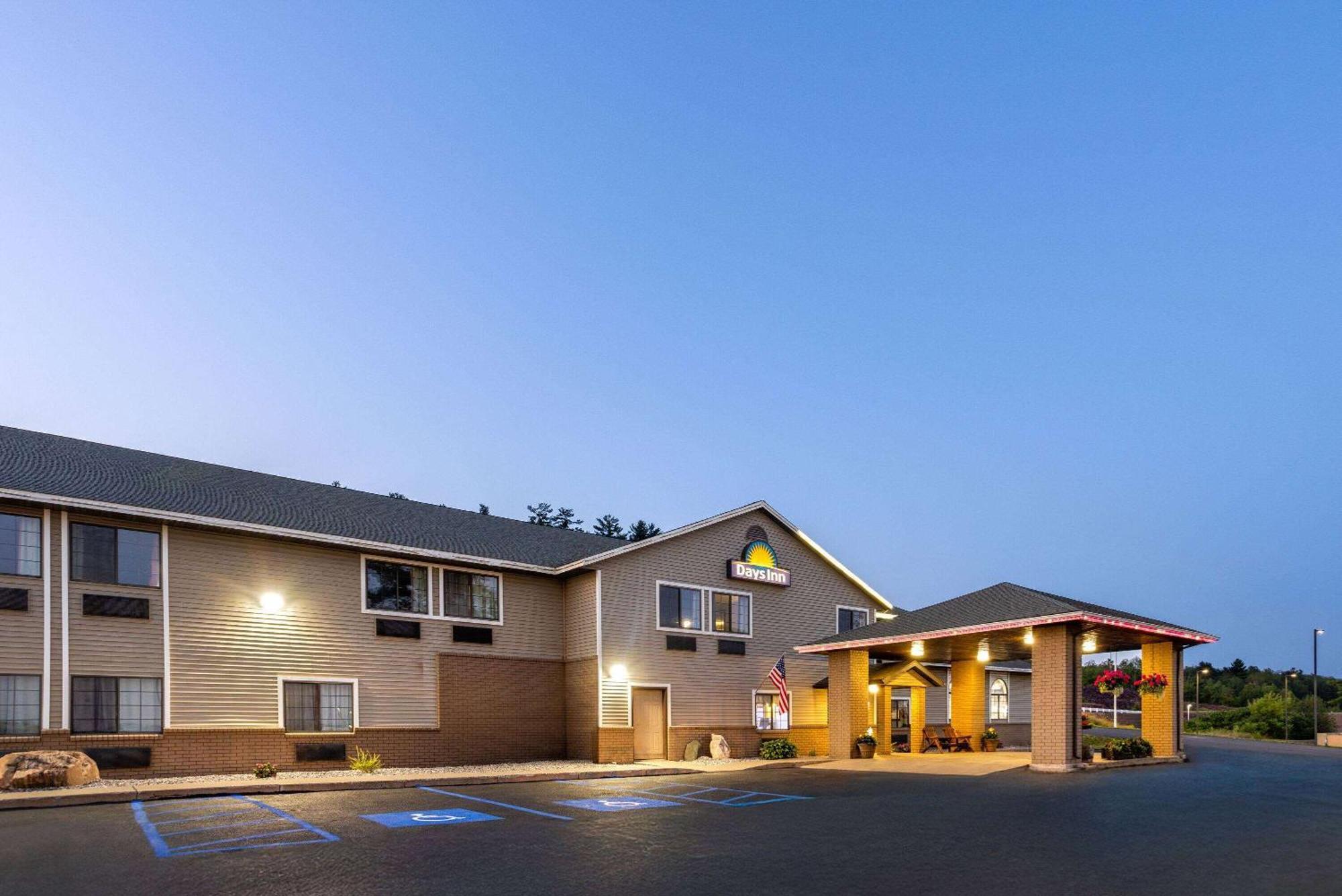 Days Inn By Wyndham Iron Mountain Luaran gambar
